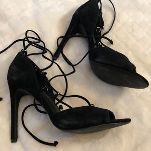 Steve Madden Rayshel Laceup Suede Pumps 
